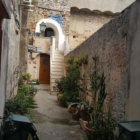 Torrione San Giovanni II تيراتشينا المظهر الخارجي الصورة